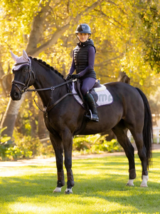 Tapis de selle anglais en gros de qualité supérieure doublure en polaire douce couche extérieure cousue durable matériau léger et respirant coussin - Product Image 5