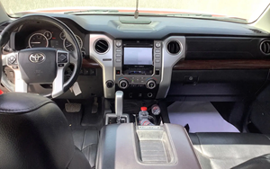 2020 TOYOTA TUNDRA AWD พร้อมเบาะหนังมือสองจากเครื่องยนต์เบนซินของเยอรมนีรถระยะพวงมาลัยซ้าย - Product Image 4