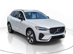 Subasta Rentable! Auto Usado 2024 X.C60 Hybrid Recharge T-8 Plusx eAWD - Product Image 2