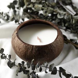 Bougies écologiques en coquille de noix de coco avec de la cire de soja naturelle, parfaites pour une ambiance chaleureuse, une décoration intérieure, la détente et un mode de vie durable - Product Image 5