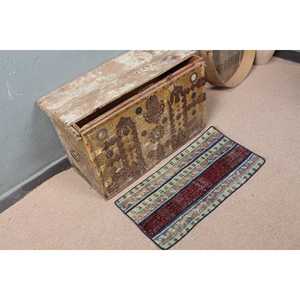 Alfombra Turca, Pequeña, 1.3x2.6 pies, Alfombra Vintage, Alfombra de Lana con Rayas Azules - Product Image 1