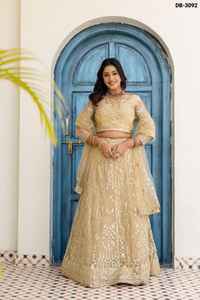 Ensemble de vêtements ethniques indiens, robe de mariée en filet papillon, lehenga choli lourd avec des paillettes et des broderies en cordon et un ensemble de dupatta en filet - Product Image 4