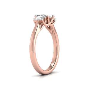 Bague solitaire en diamant taille princesse croissant 0,60 ct, couleur F, clarté VS, diamant cultivé en laboratoire en or 14 carats, cadeau d'anniversaire de mariage - Product Image 5