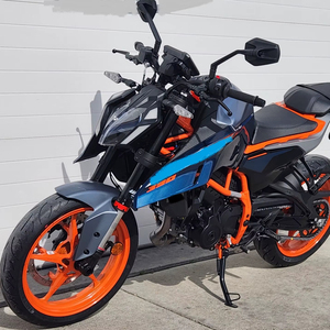 นำเสนอรถมอเตอร์ไซค์ 390 Dukes Nakedbike รุ่นใหม่ ปี 2026 - Product Image 1