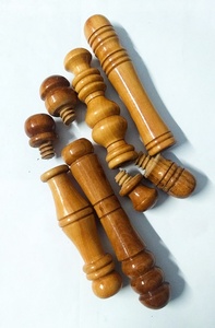 Venta superior Accesorios de costura de madera natural portátil Soporte de aguja y estuche de almacenamiento Precio al por mayor - Product Image 2