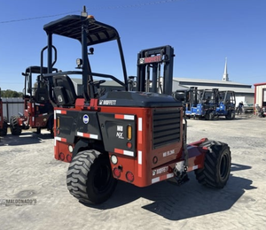 Offre exclusive aux enchères pour chariots élévateurs montés sur camion M8 55.3 NX 2017, capacité de levage de 5500 LBS - Product Image 2