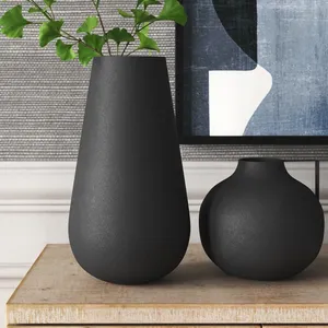 Vase à fleurs élégant en métal noir mat, centre de table minimaliste avec logo personnalisé pour hôtels, événements domestiques et décoration intérieure - Product Image 6