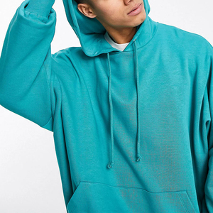 เสื้อฮู้ดผู้ชายผ้าฟลีซแบบผูกเชือกทรงหลวมโลโก้แบบกำหนดเอง - Product Image 5