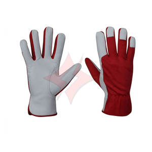 Gants de football sportifs en polyester de qualité supérieure, à doigts complets, extensibles, à enfiler, antidérapants, durables, protection des mains - Product Image 1