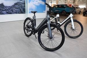 Vélo électrique urbain C6 2025-2026, best-seller, en promotion, prêt à être expédié dans le monde entier - Product Image 2