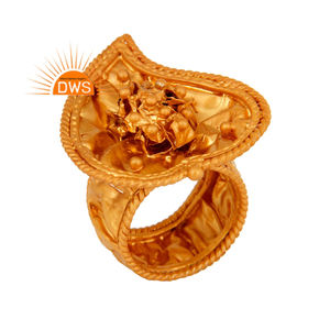 Meilleure qualité Bague en argent sterling plaqué or 18 carats avec motif de cœur Demi Fine Jewelry Manufacturer - Product Image 2