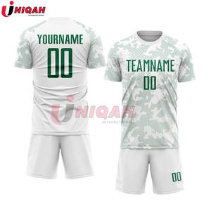 Grosir setelan pakaian olahraga sepak bola sublimasi kustom pria dengan cetakan Digital termasuk celana pendek nama tim klub teratas - Product Image 2