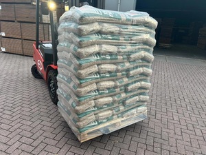 Combustible de Biomasa de Alta Calidad ENplus A1, 6-8mm, 15kg/25kg, en Bolsa de Plástico, Bajo Contenido de Cenizas (0.3%), Alto Valor Calorífico (4600J), 100% Fibra de Madera - Product Image 3