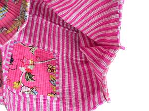 Bolsa de Mano Acolchada con Estampado a Mano en Color Rosa, Bolsa de Compras para Mujer, Hecha a Mano - Product Image 3