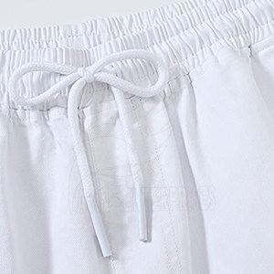 Short d'été décontracté pour hommes de haute qualité Séchage rapide et vente en gros Nouveau design avec motif solide Style High Street - Product Image 3