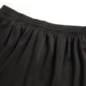 Vente directe d'usine, uniforme de football fabriqué au Pakistan, vêtements de sport, uniforme de football pour hommes fabriqué au Pakistan - Product Image 4