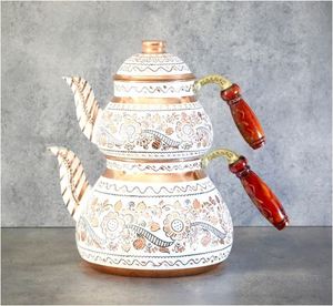 กาต้มน้ำชาแนววินเทจพร้อมที่จับงานฝีมือในบ้านที่เป็นเอกลักษณ์สำหรับการส่งออกใน2025อินเดีย - Product Image 1