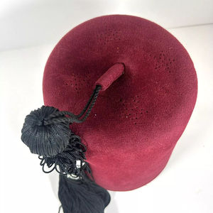 หมวกเฟซชรินเนอร์คุณภาพสูง สีแดงเลือดหมู หมวกเมสันสั่งทำพิเศษ พร้อมพู่ประดับเพชร ขายดีที่สุด เหมาะสำหรับกิจกรรมกลางแจ้ง ชายหาด กีฬา ท่องเที่ยว สไตล์ลำลอง - Product Image 5