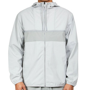 Personnaliser le style et la conception Streetwear Polyester Softshell imperméable Sports de plein air course coupe-vent veste de pluie pour hommes - Product Image 4