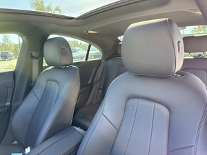 Mercedes-Benz CLA 250 4MATIC 2024 Usado - Product Image 3