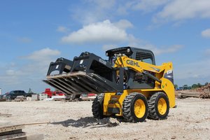 Gehl RT185 Skid Steer <b>Track</b> Loader Cummins Engine 4 Wheel Drive Hydraulic <b>Pump</b> High Load Moment Best Quality Factory Price Heavy - Product Image 3