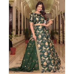 Lehenga Choli de Seda Artística de Lujo con Bordado Intrincado en Dorado y Verde Zari, Reversible, para Fiestas Casuales - Product Image 1