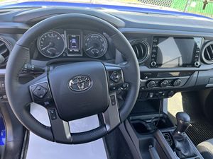 รถโตโยต้า ทาโคมา ทีซี อาร์ซีดี สปอร์ต ดับเบิ้ลแค็บ 4x4 ปี 2018 มือสอง สภาพดี ราคาคุ้มค่า พร้อมส่ง - Product Image 3