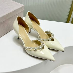 รองเท้าส้นหนาแบบโปร่งประดับเพชรพลอยสำหรับงานแต่งงาน รองเท้าเจ้าสาว รองเท้าเพื่อนเจ้าสาว รองเท้าเจ้าหญิง - Product Image 1