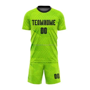 Uniforme esportivo de futebol para adultos, kit de uniforme de futebol de manga curta feito em poliéster com gola redonda e logotipo personalizado e desenho