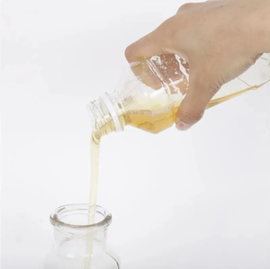 Huile de base <span class=keywords><strong>prix</strong></span> de gros usine 10 #   15 #   26 #   32 #   Huile de paraffine blanche de qualité pour huile de machine à coudre - Product Image 4