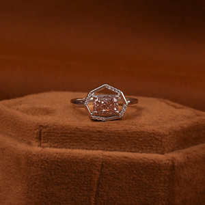 Bague de fiançailles sur mesure en plaqué or massif 14KT Style tendance Coupe rayonnante Lab Grown Pink Diamond IGI Certified-Fine Rings - Product Image 1