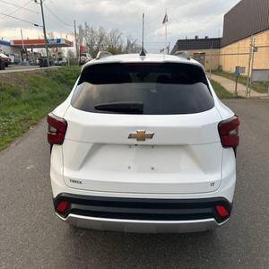 Chevrolet Trax LT 2024 USADO EN BUEN ESTADO - Product Image 3