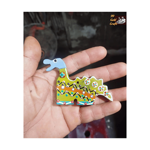 Pescado de madera tallado a mano de primera calidad: Opciones de madera sin terminar, perfecto para vender al por mayor. - Product Image 3