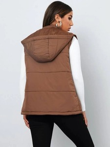 Logo personnalisé impression hiver vers le bas bulle gilet dernières conceptions femmes 100% polyester fermeture à glissière bulle gilet - Product Image 2
