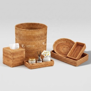 Plateaux de rangement en rotin tressé à la main, couvre-boîtes à mouchoirs, corbeilles à déchets, motifs tropicaux multi-tailles pour salle de bain - Product Image 1