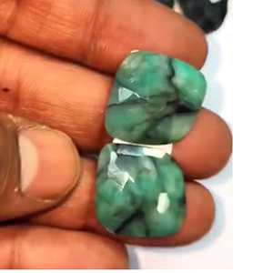 พลอยเทียมทรงหลวมสีมรกตดิบธรรมชาติขนาด15-30มม. จำนวน78คู่แบบอิสระ1490 CTS รุ่น iroc - Product Image 5