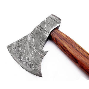 Hache décorative d'extérieur, tête en acier à motif artisanal, manche en bois poli, pour cadeau, exposition et collection - Product Image 3