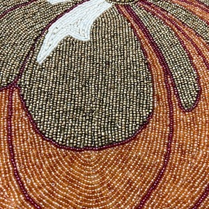 Mantel Individual con Diseño Elegante de Flores Blancas y Cuentas para Decoración del Hogar y Fiestas, Posavasos con Cuentas - Product Image 6