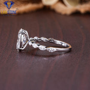 Lab-Stone 3.63 TDW Bague en or blanc avec diamants taille ovale et marquise Élégance classique Couleur EF-VS - Product Image 3