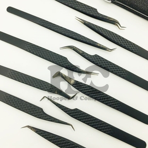 แหนบต่อขนตาปลายไฟเบอร์คุณภาพระดับพรีเมียมแหนบแบบยั่งยืนสีดำด้านมีเส้นใยแข็งแรงยึดโลโก้ตามสั่ง - Product Image 3