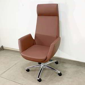 HOM1079-01 Chaise de Direction en Cuir avec Appuie-tête Réglable, Design Ergonomique Contemporain, Revêtement en Cuir PU et Mousse, Hauteur Réglable - Product Image 3