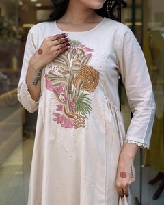 Kurti Moderno de Rayón Pesado para Mujer, Largo Regular, Bordado, Calado, Reversible, para Todas las Temporadas, Ropa de Fiesta, Venta al Por Mayor - Product Image 2