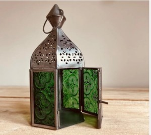 Bougeoir décoratif en métal doré Lanterne marocaine Dessus de table et lanternes marocaines faites à la main pour la maison et le jardin - Product Image 4