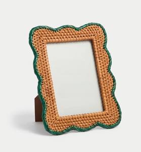 Cadre photo pétoncle en rotin Vente à chaud Cadre de décoration intérieure durable OEM/ODM Disponible Décoratif Naturel - Product Image 1