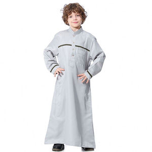 Thobe musulman traditionnel pour hommes de haute qualité vente en gros poitrine rayure jubbah caftan abaya arabe taille personnalisée coton logo personnalisé OEM - Product Image 3