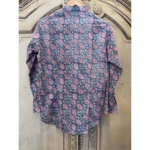 Chemise en mousseline de soie à imprimé floral vintage de luxe pour femmes, taille XL, style de mode quotidien avec décoration de logo en 3D pour l'été - Product Image 3
