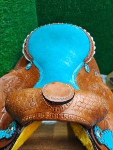 Selle de cheval western LLT la plus vendue, avec conchos turquoise, fausse fourrure, acier inoxydable, cuir lisse, siège rembourré, durable - Product Image 6