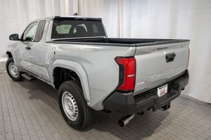 Toyota Tacoma SR 4×4 2025 Usada en Venta - Product Image 3