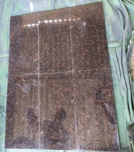 Azulejos de granito marrón tostado Acabado pulido Diseño moderno Suelo interior Revestimiento de paredes Durable para escaleras El mejor precio en la India - Product Image 2