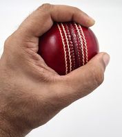 Servicio OEM RX MA.10 Pelota de Cricket de Cuero Duro Personalizada para Entrenamiento y Partidos de Adultos - Color y Diseño Personalizados de Alta Calidad
